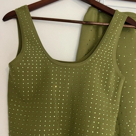 NWT House of Harlow 1960 Green. Two Piece Set. Green Rhinestones all over.Sz S - Picture 12 of 13